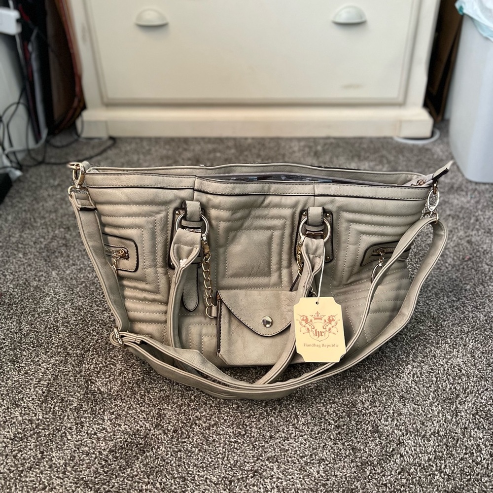 Handbag Republic Purse